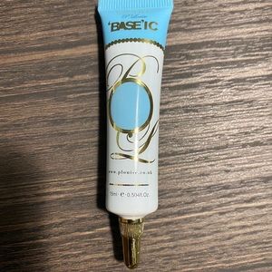 PLouise Base’ic Eyebase- Touch of Frost